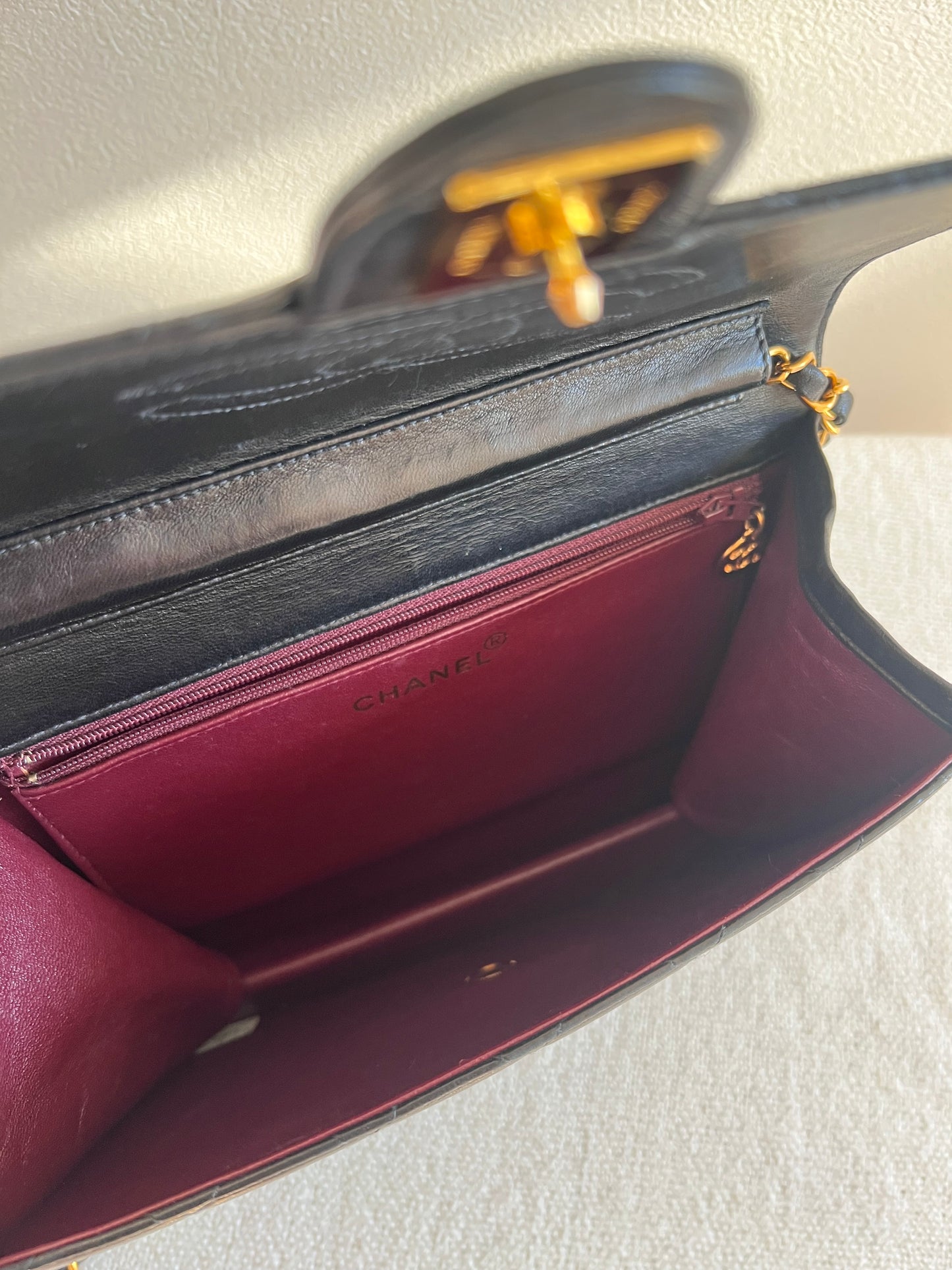 CHANEL Matelasse Chain Shoulder Bag