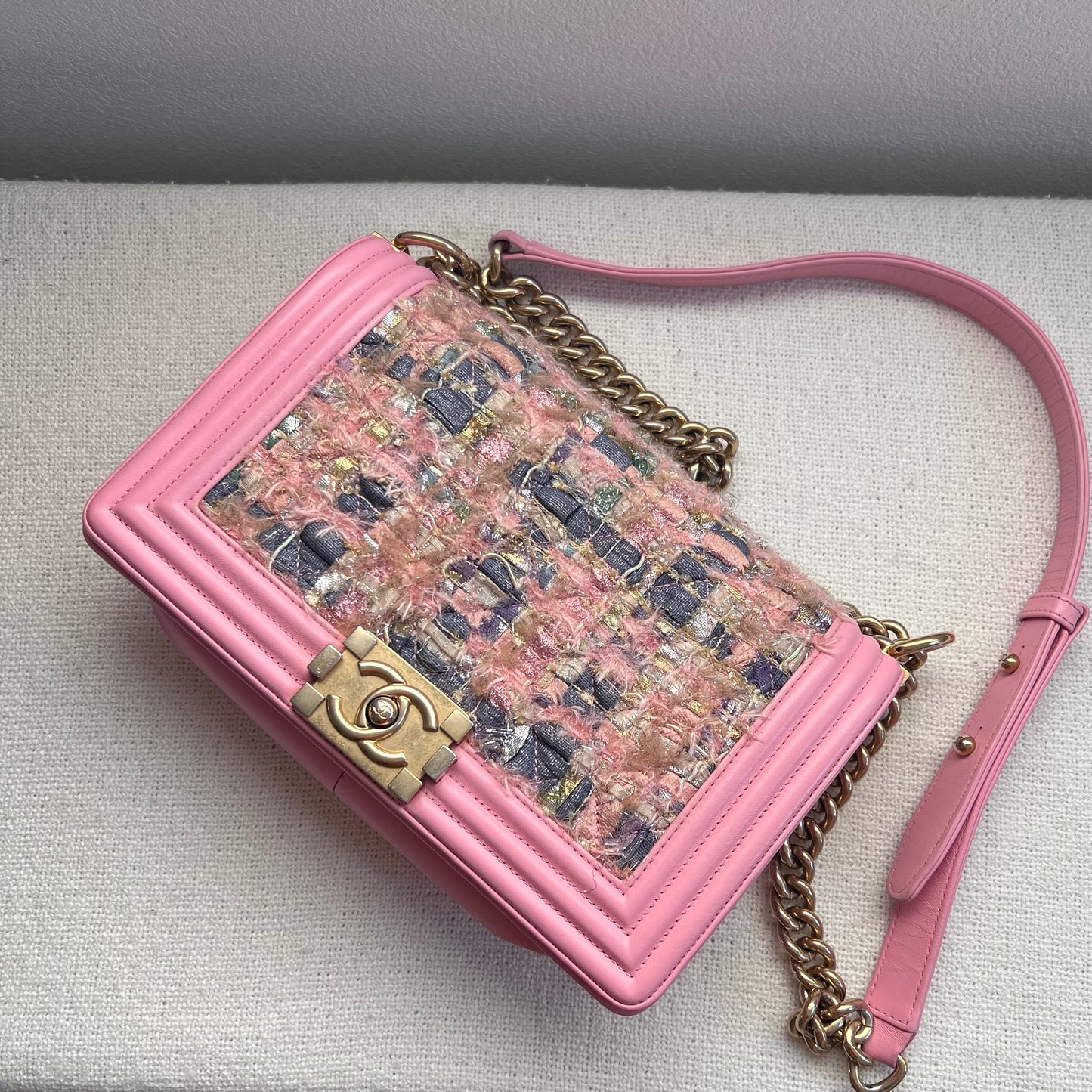 CHANEL Pink Tweed and Lambskin Small Boy Flap