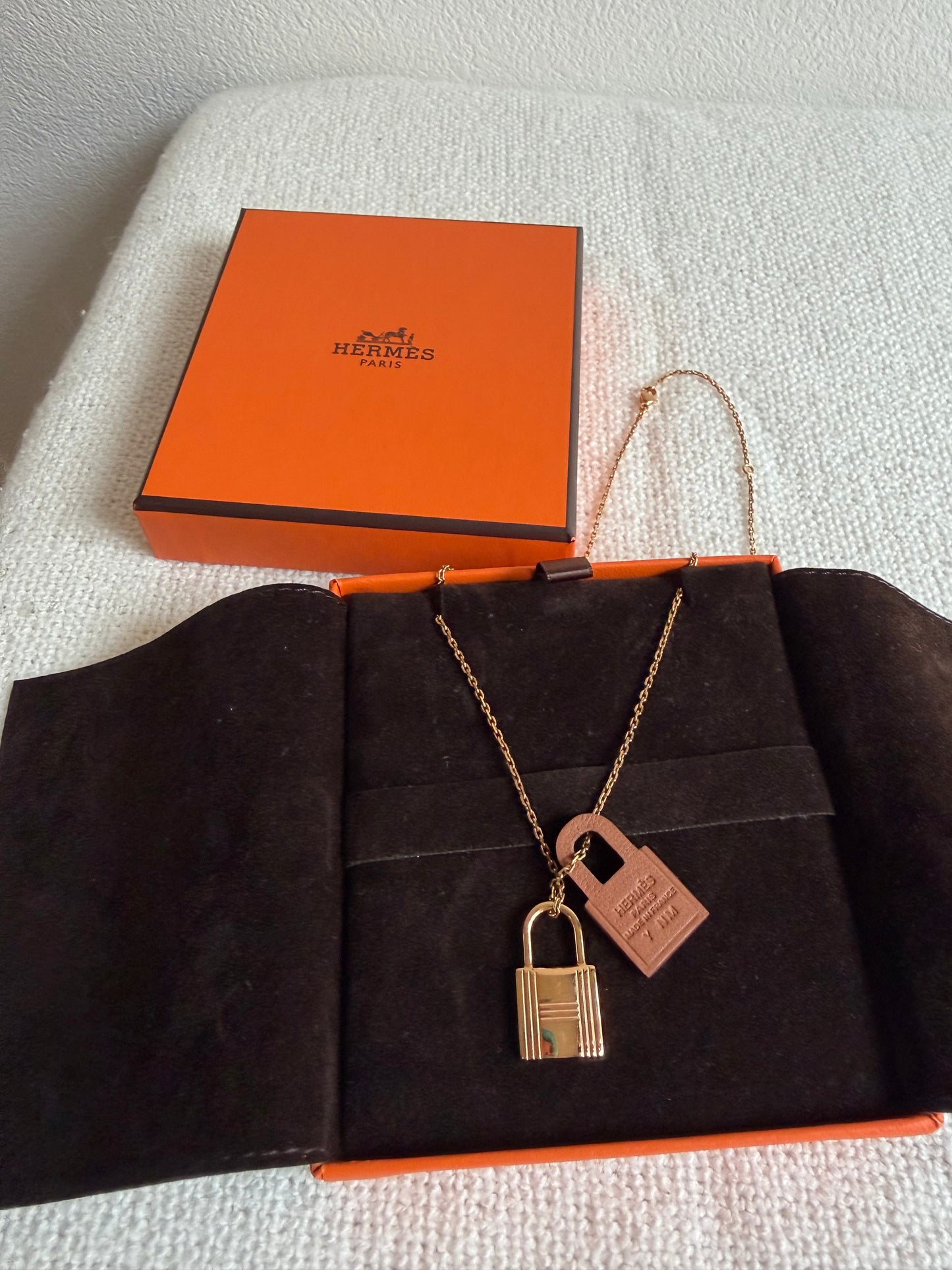 HERMES O’Kelly necklace Brown