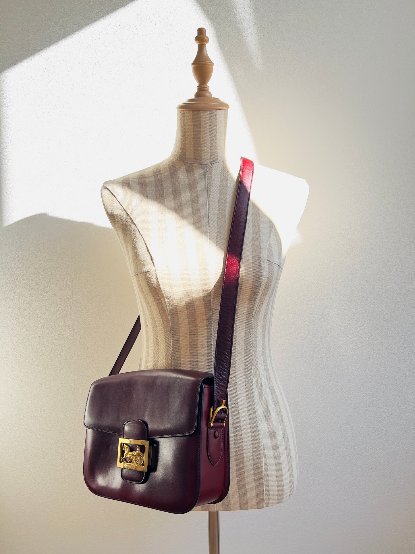 CELINE Vintage Triumph Bordeaux Leather Gold
