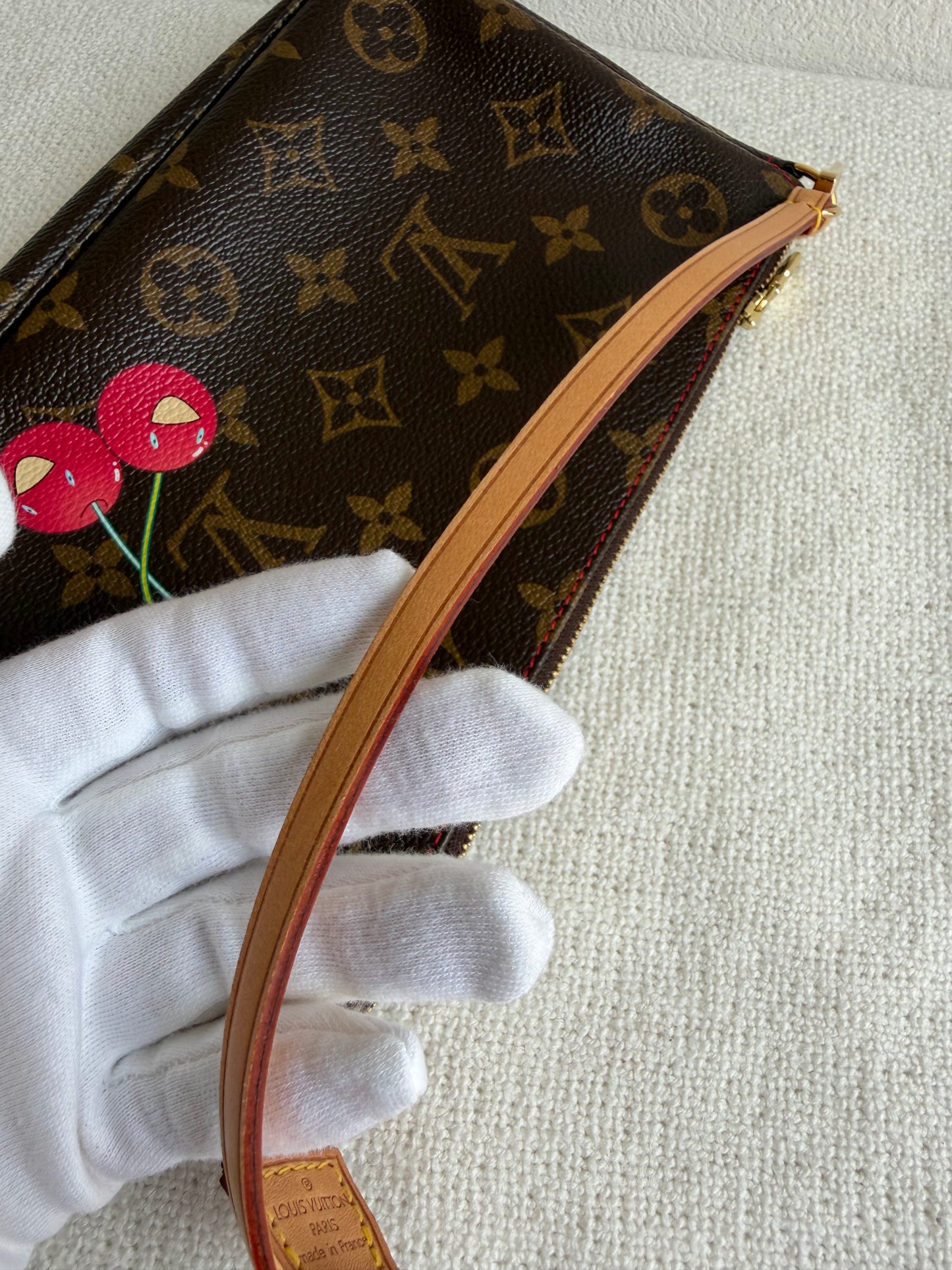 Louis Vuitton 2005 Takashi Murakami cherry pochette Monogram Cerises