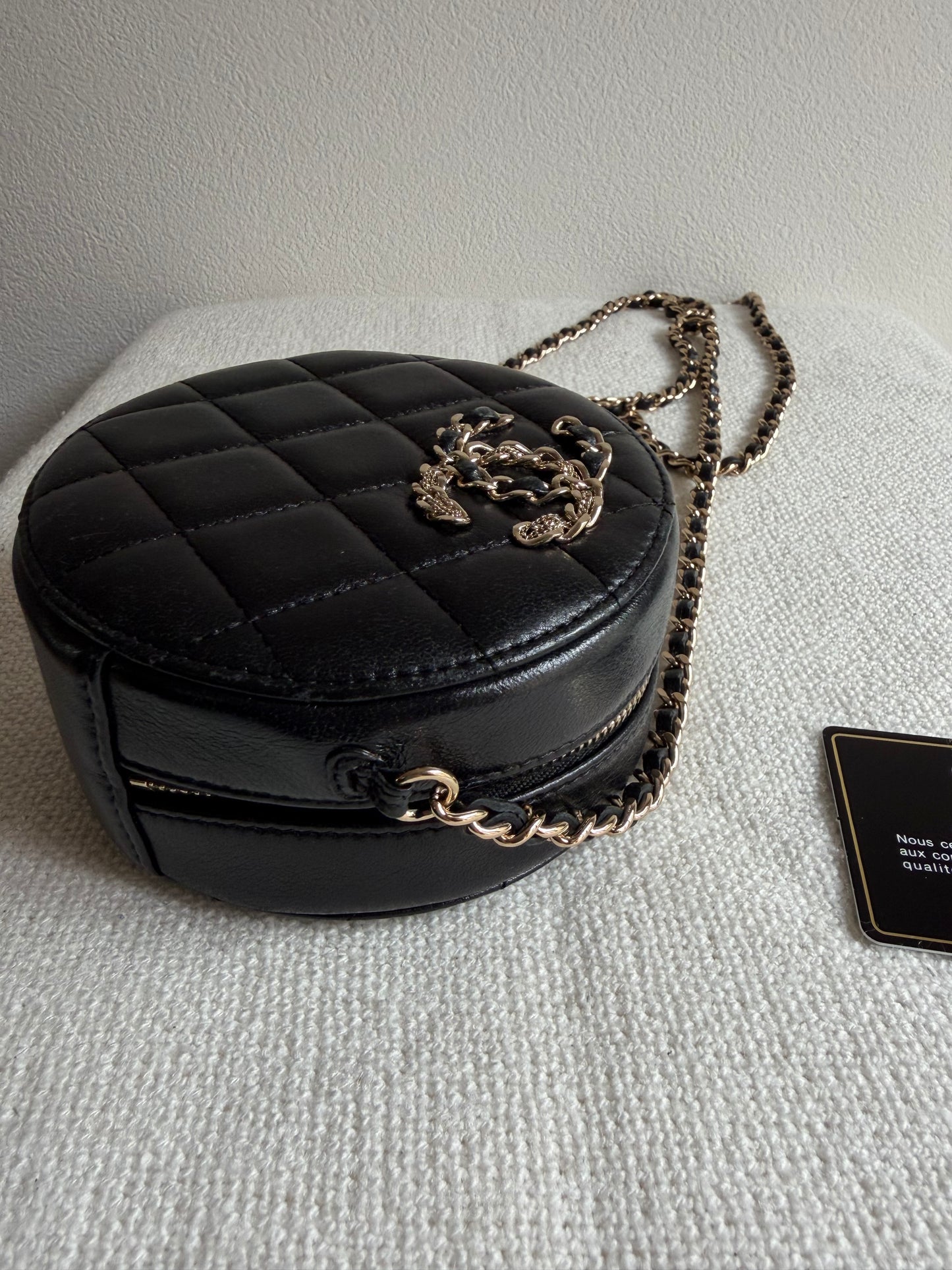 Chanel Quilted Lambskin CC Round Clutch With Chain