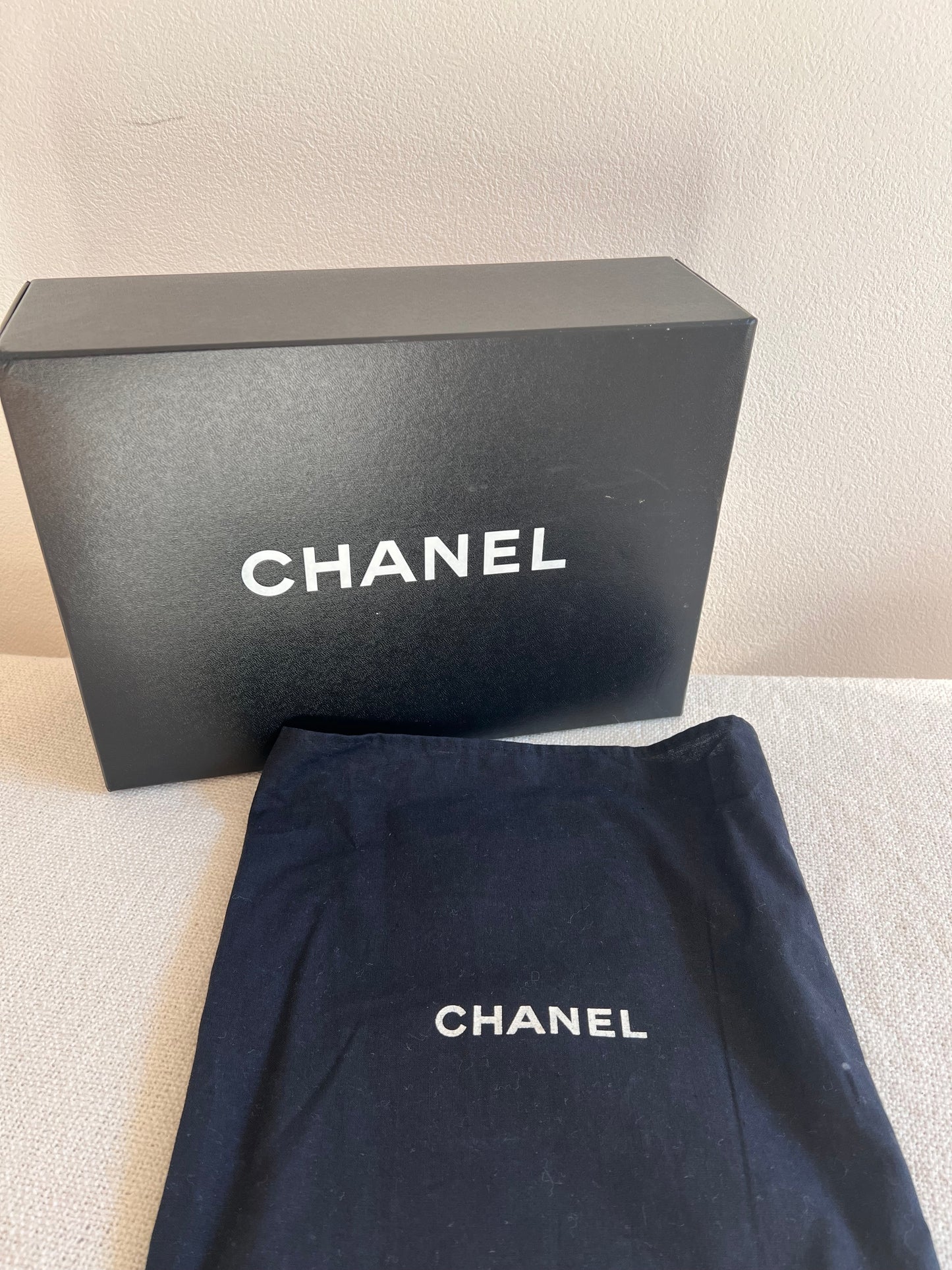 CHANEL Matelasse Chain Shoulder Bag