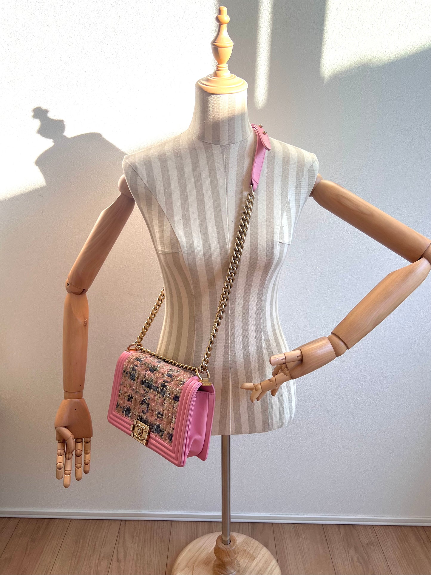 CHANEL Pink Tweed and Lambskin Small Boy Flap