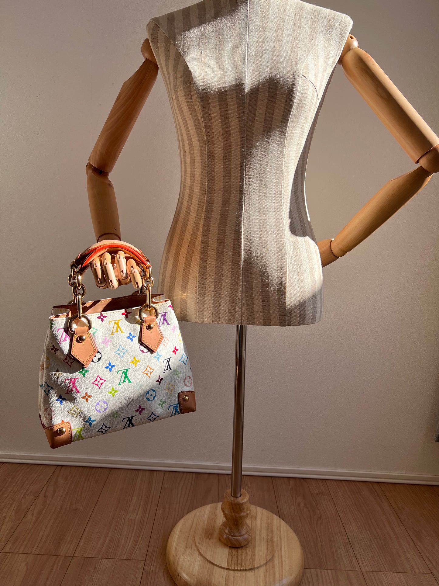 LOUIS VUITTON White Monogram Audra Bag