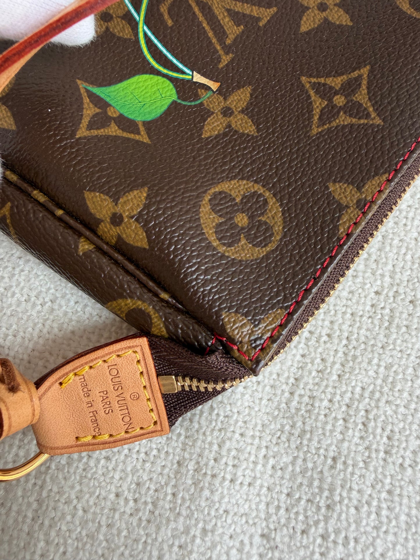 Louis Vuitton 2005 Takashi Murakami cherry pochette Monogram Cerises